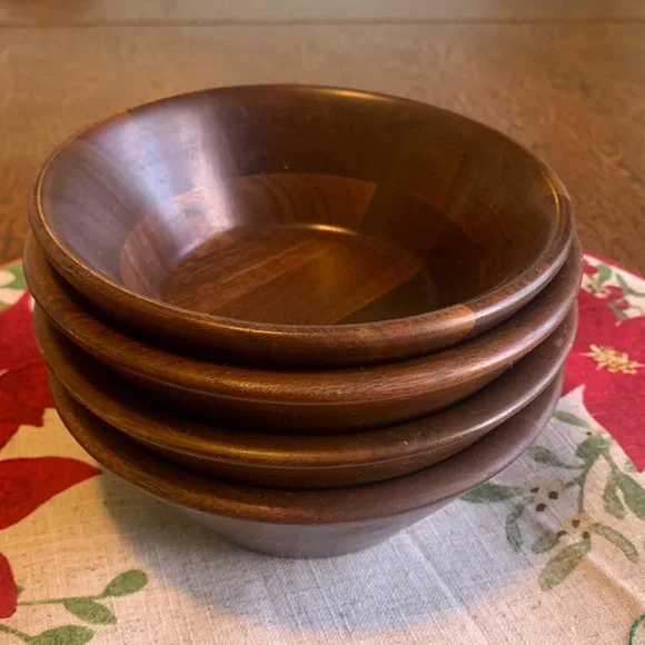 Vermilion Walnut Salad Bowls - Picture 2 of 11